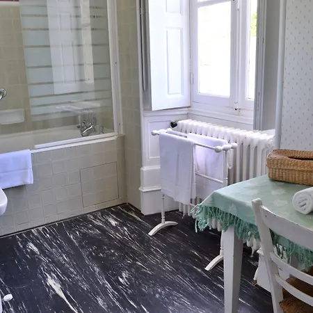 Chateau De Panloy Bed & Breakfast Port-dʼEnvaux