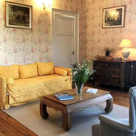 Chateau De Panloy - D'hote 3*