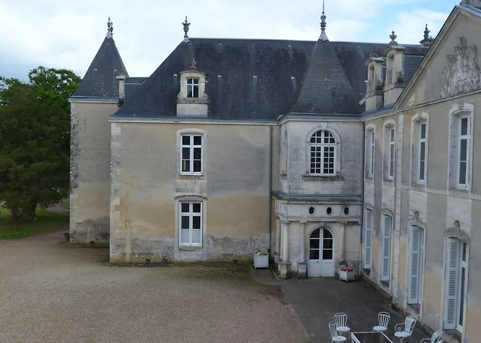 Chateau De Panloy