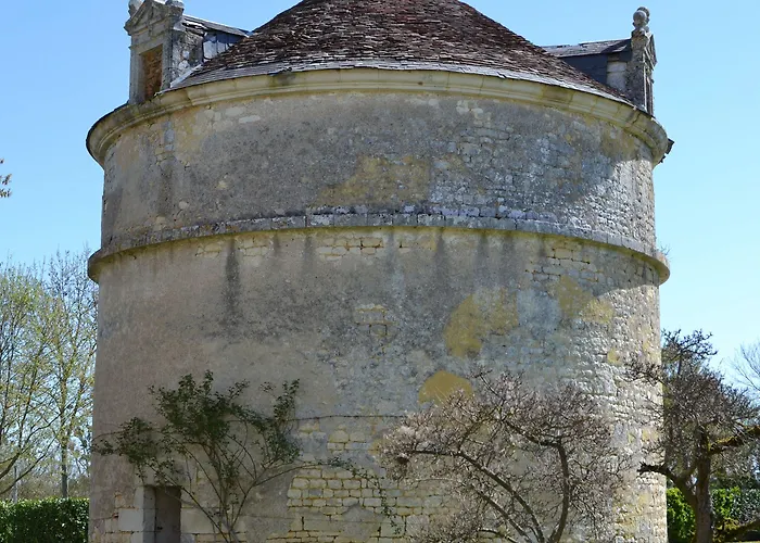 Chateau De Panloy Port-dʼEnvaux