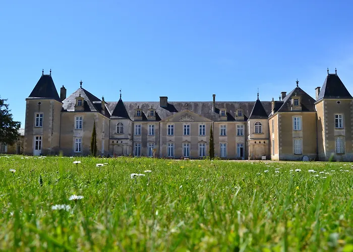 Chateau De Panloy 3*