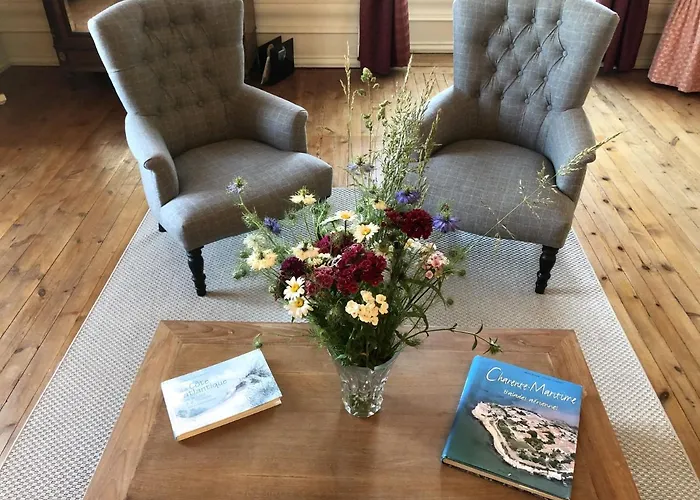 Château De Panloy Couette-café